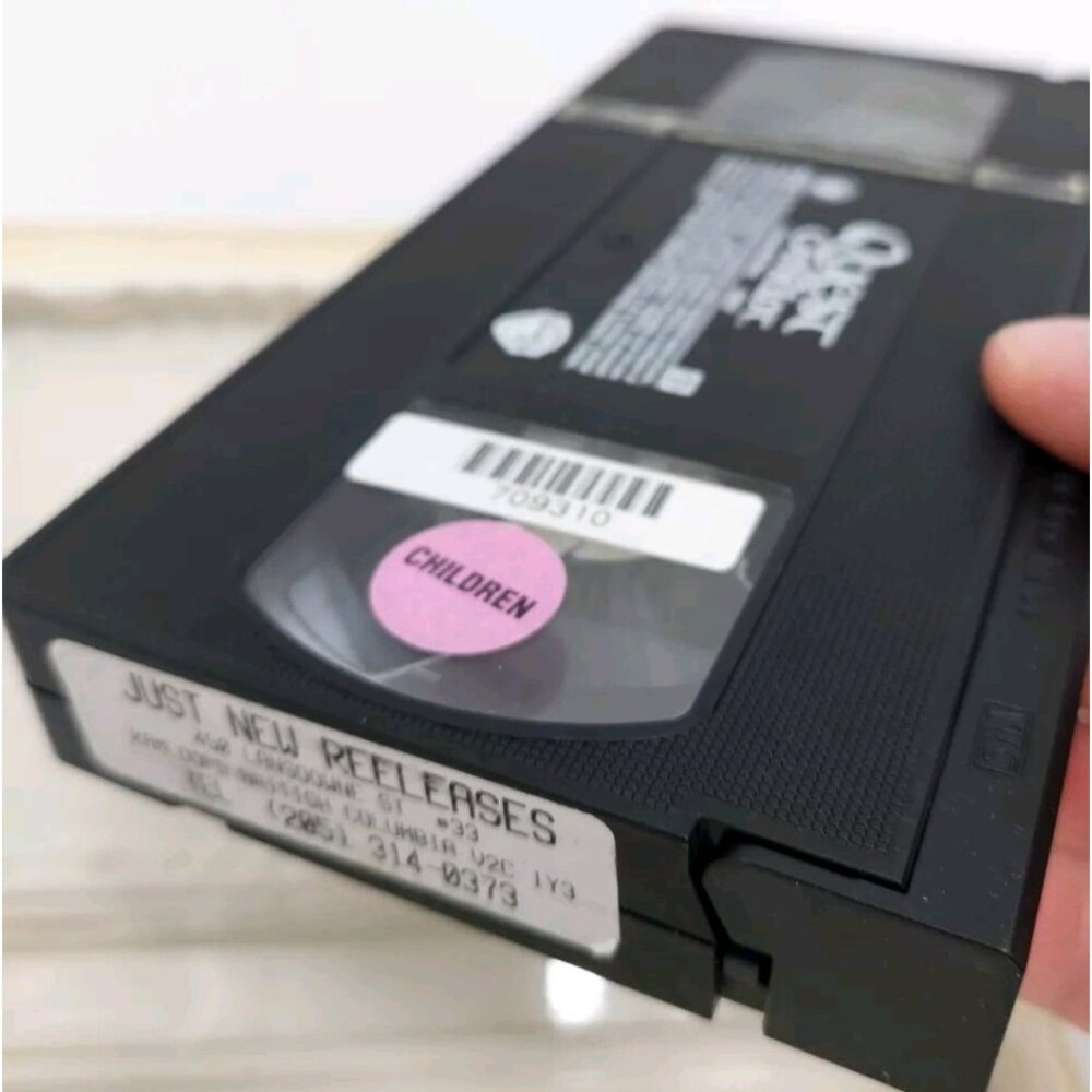 Quest For Camelot VHS 1998 Warner Brothers‎ Family Entertainment Clam Shell - Picture 9 of 9
